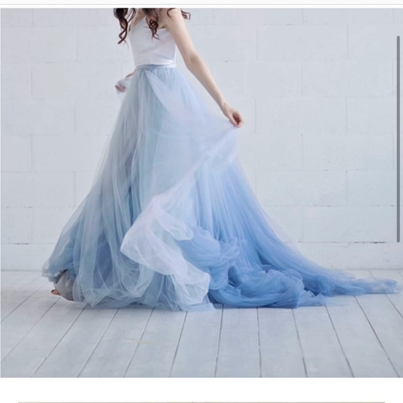 Wardrobe by Dulcinea Dresses & Skirts - Wardrobe by Dulcinea Nora Skirt Womens Large Ombre Blue Wedding Formal Fairy